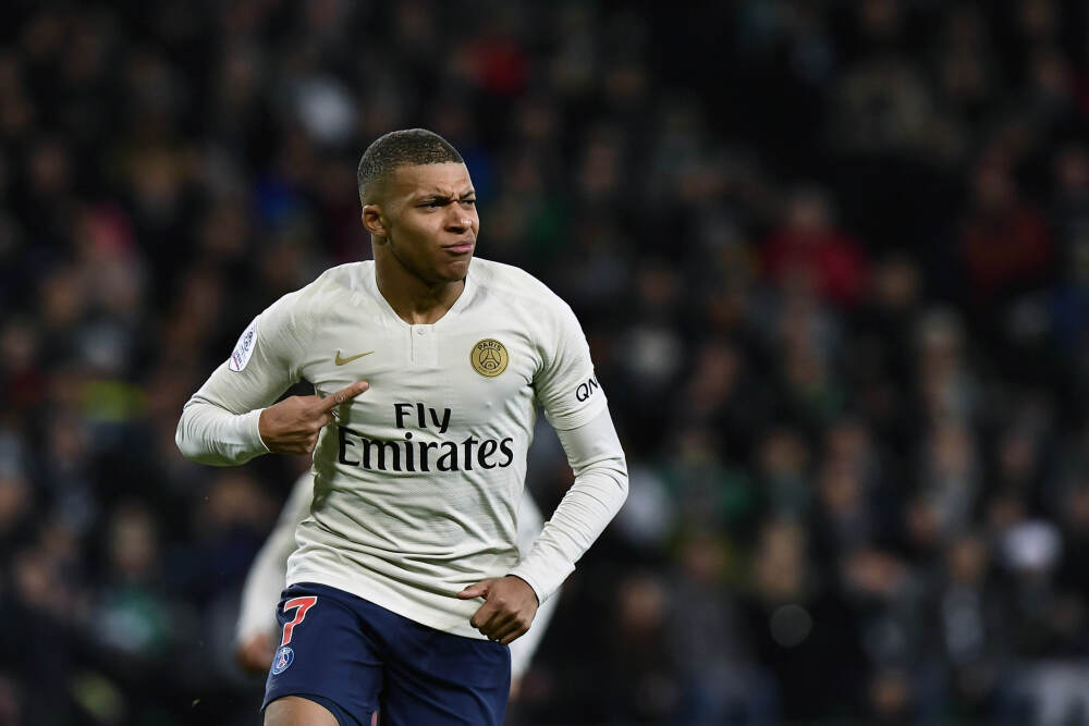 腾讯混元开源翻译模型引爆AI新风口! 这些公司或成最大赢家